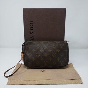 Authentic Louis Vuitton Monogram Pochette Accessoires Wristlet